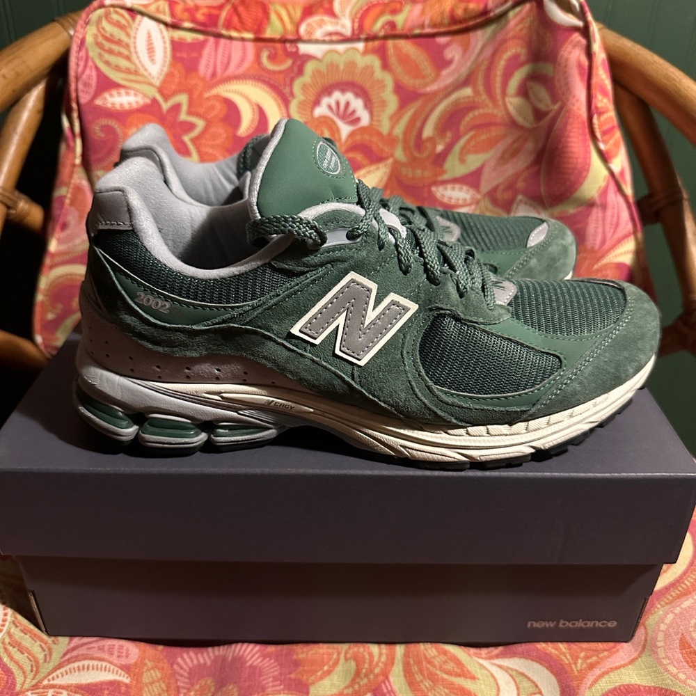 New Balance 2002r Green/Grey Shoes
